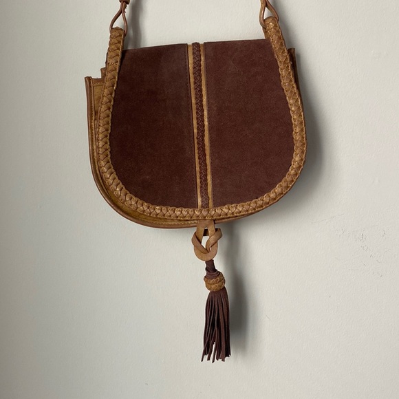 Cross Body Bag - Picture 1 of 3